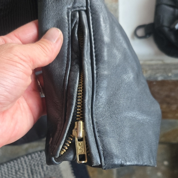 Black Leather Women's Jacket - Picture 6 of 12